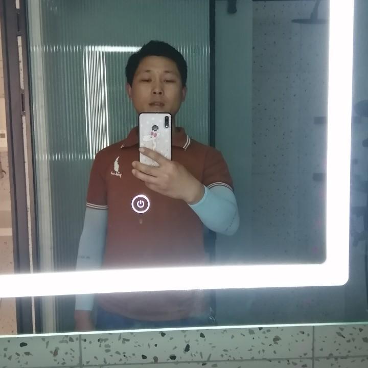 用户881700597565