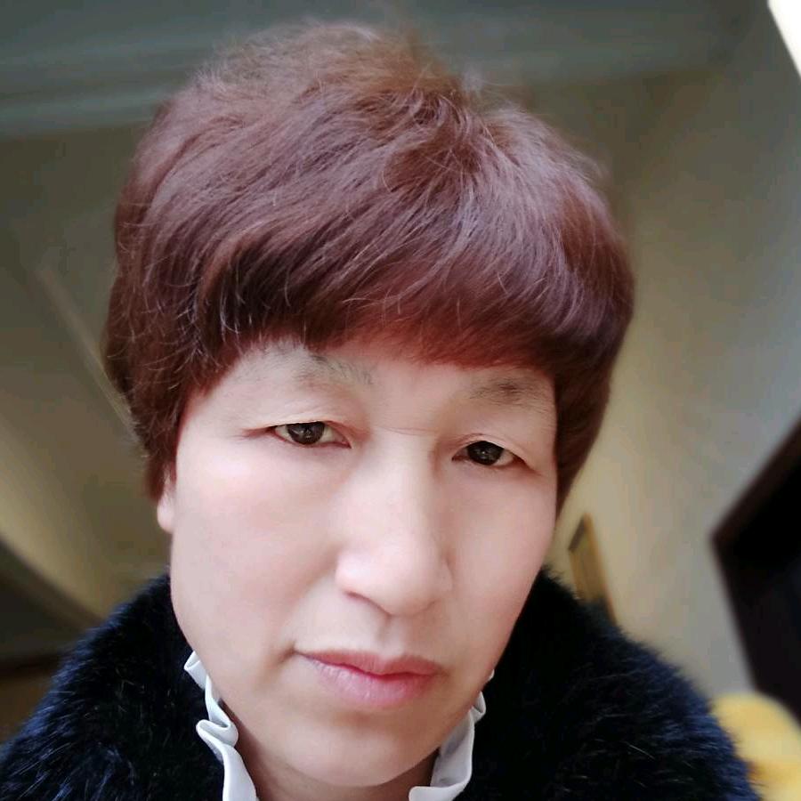黄伟娥