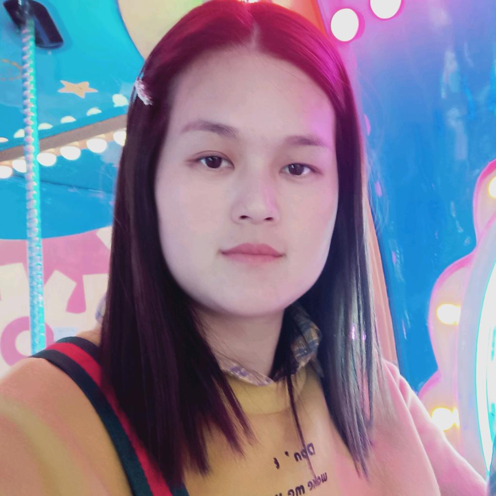 倩倩（👸💋）关注有赞必回（首播