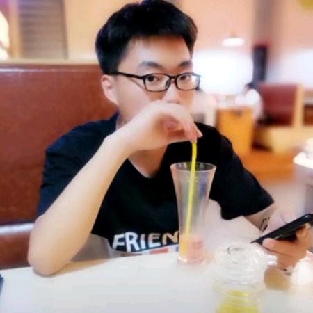 L丽