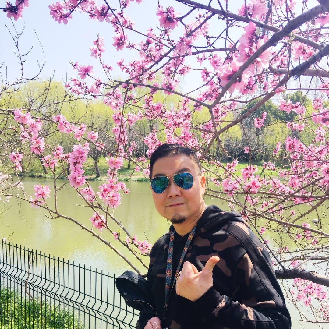 月亮星之恒煜