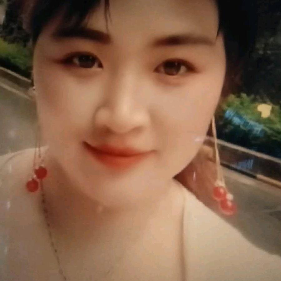 真真学唱歌
