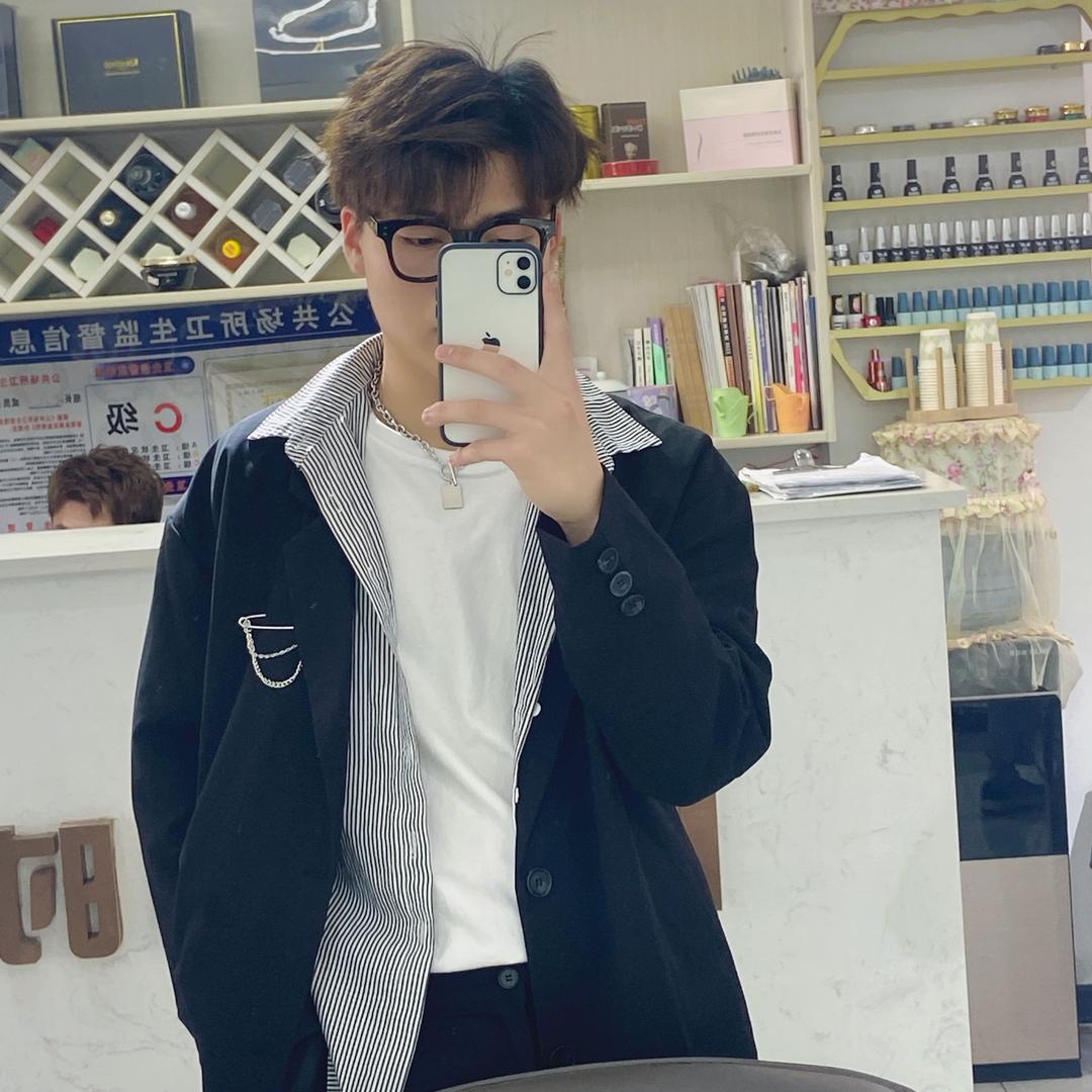 重生之我在外事大学做美发