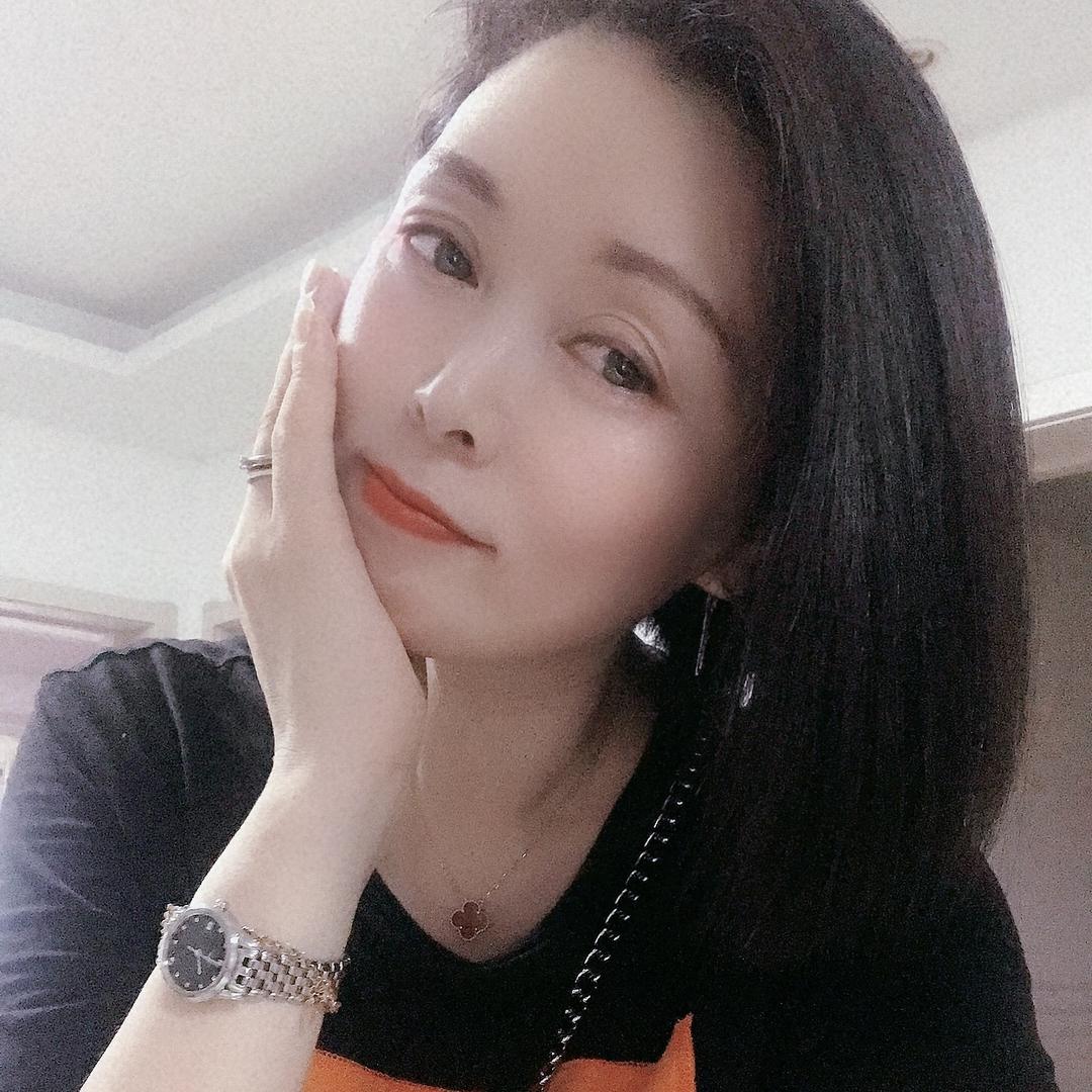 用户7352658163952