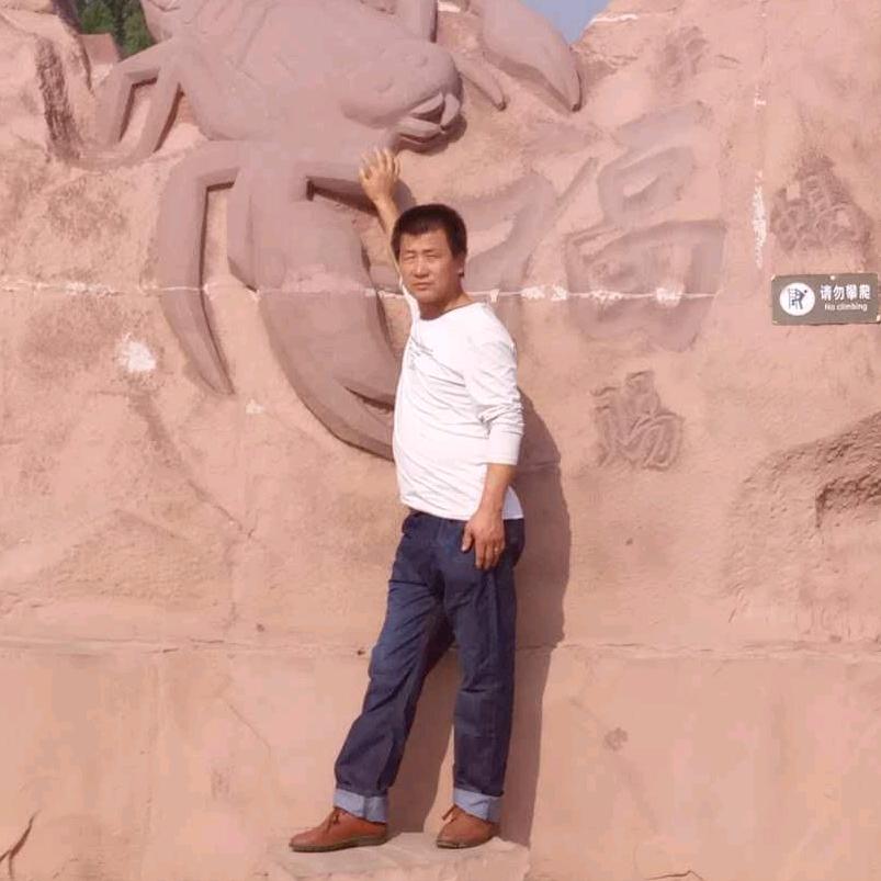 杨卫国