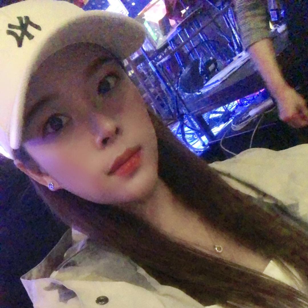小芳萌萌哒