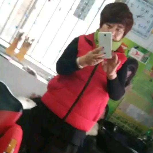 海燕发艺❤️小手冰凉