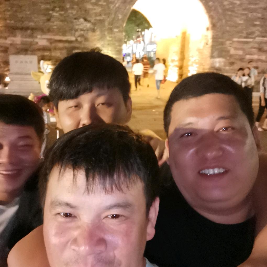 划船不用浆，全靠浪