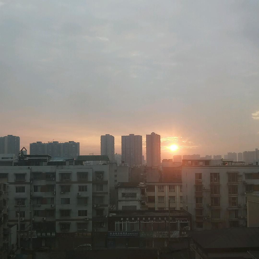 闲看云卷云舒
