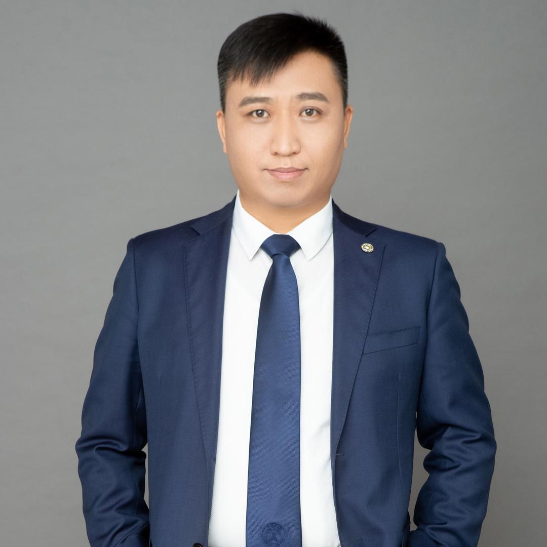 股权律师丨毛成