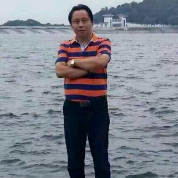 用户阿忠