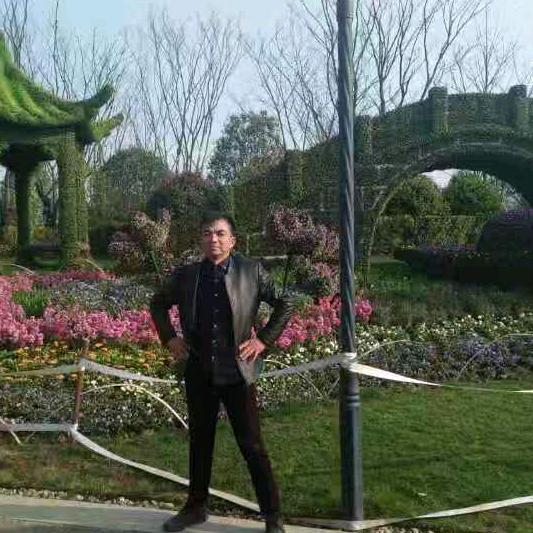 🇨🇳何     先🇨🇳