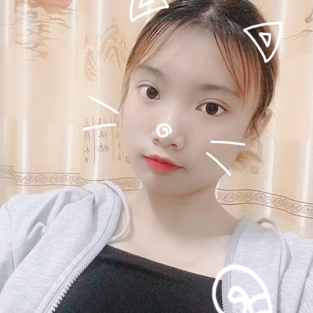 多吃🍚吖.