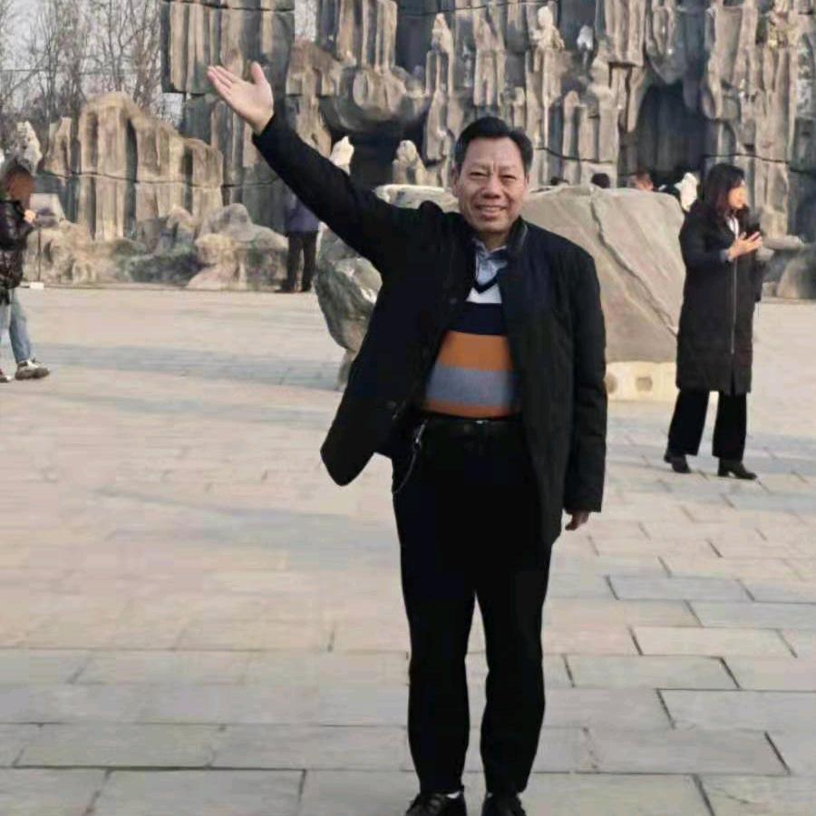 梁玉楼