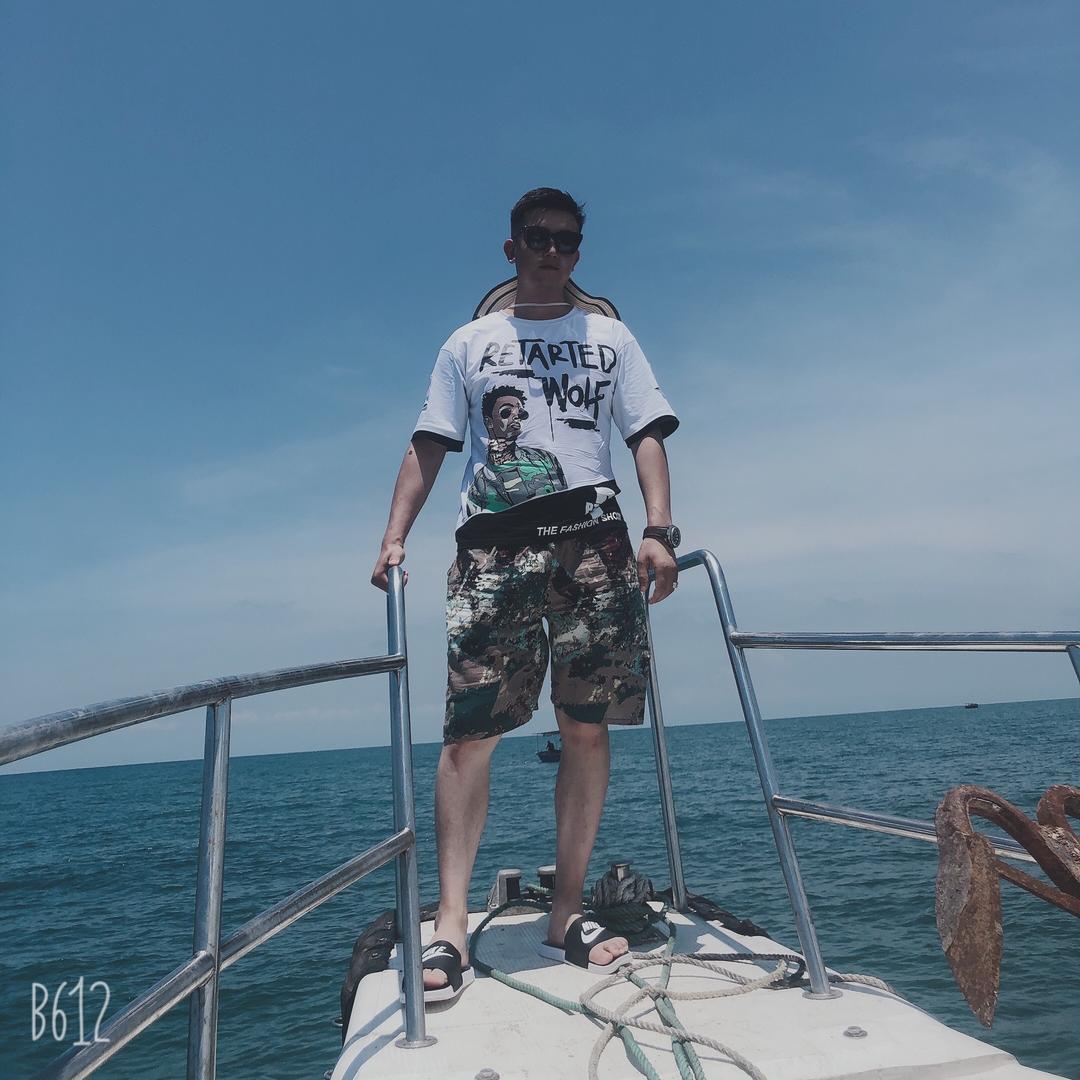 义合汽贸专业半价折扣车