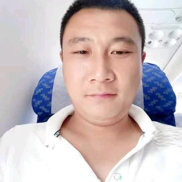 成晨