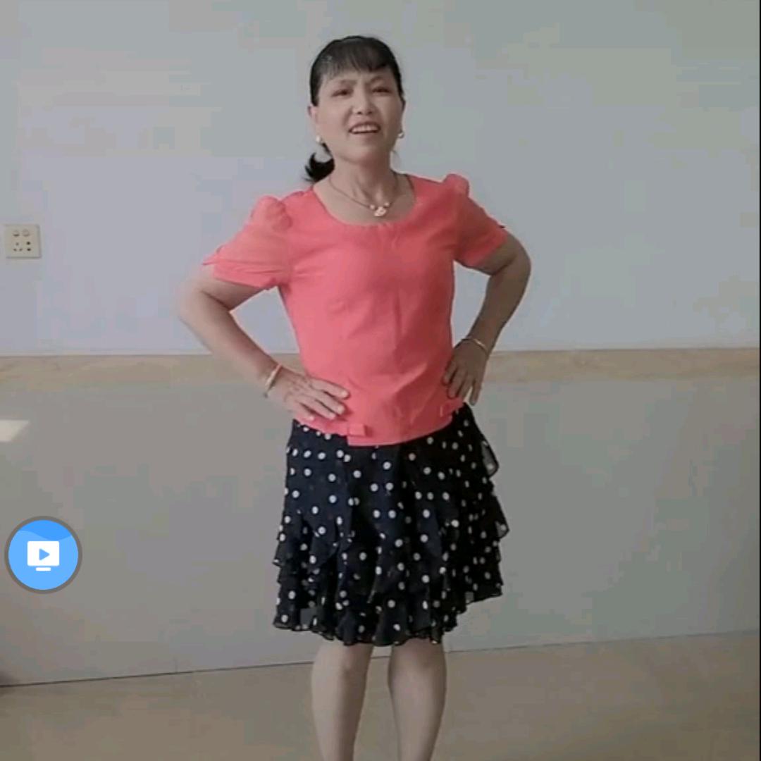 爱跳广场舞的小廖姐