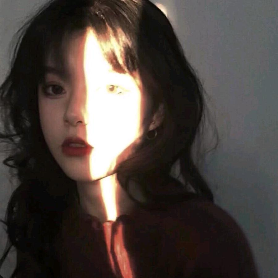 歲歲