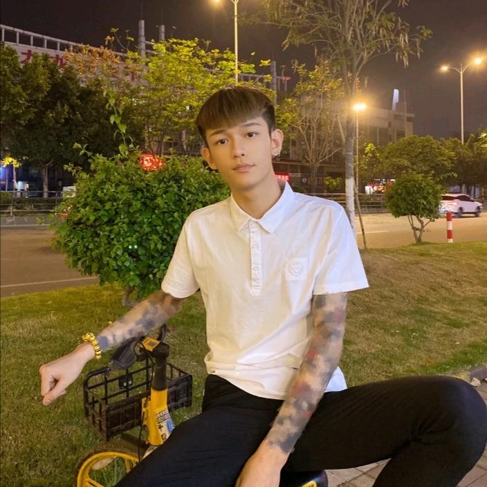 小白，