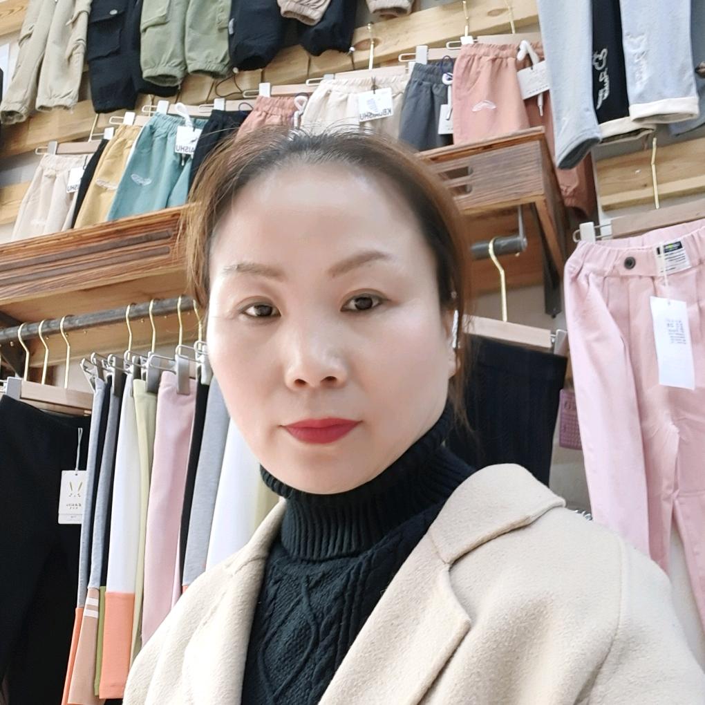 靓贝童装店