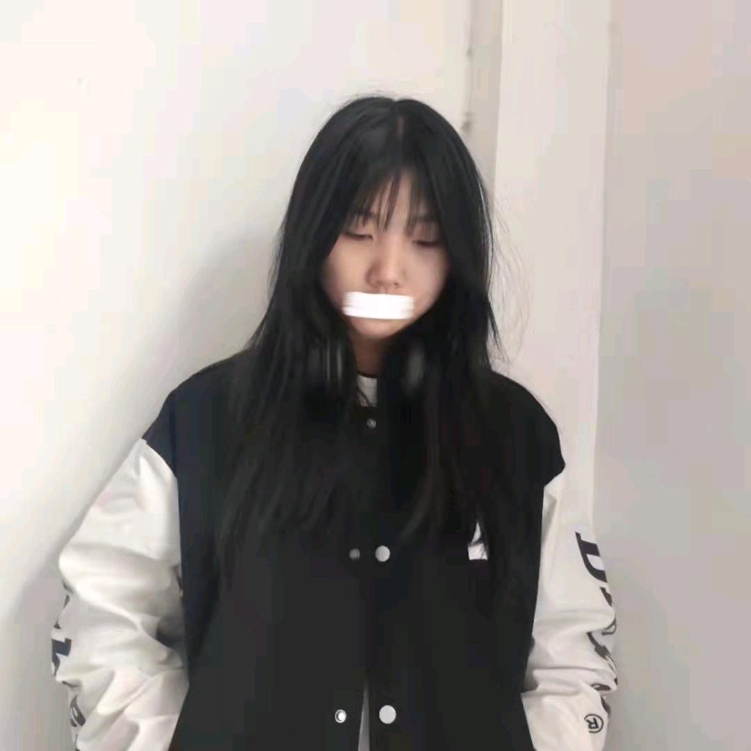 王莉莉_