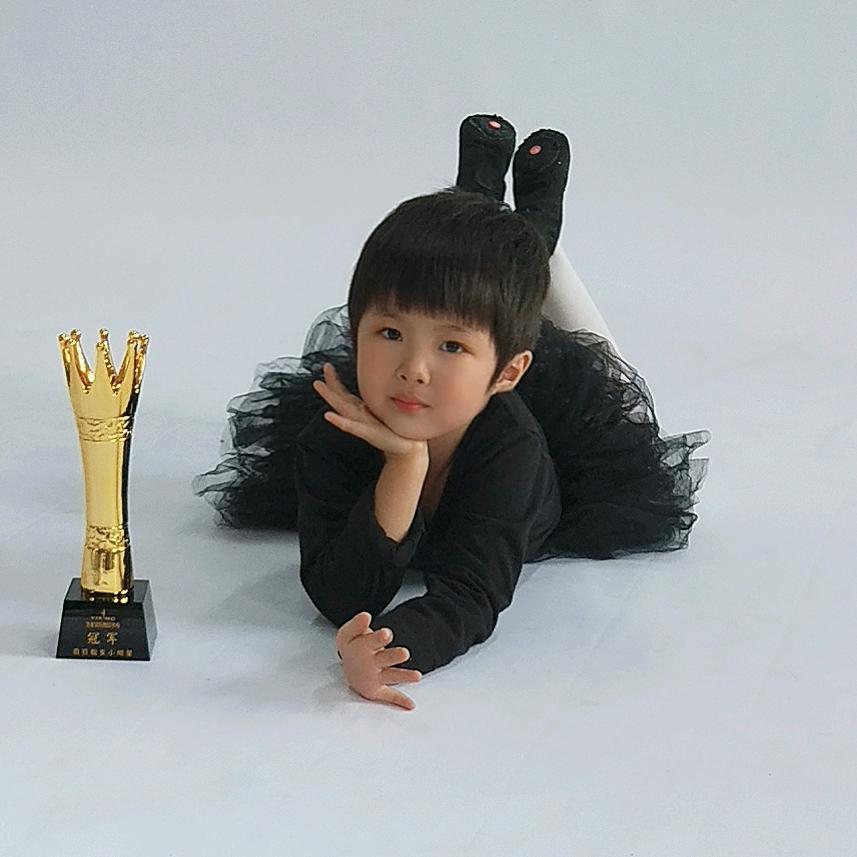 不念过去，不畏将来