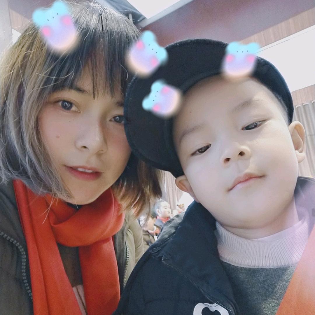 🕊এ᭄小手꧔ꦿ冰凉᭄💞࿐ᩚ
