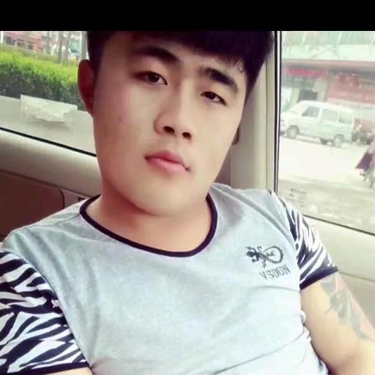 小飞。