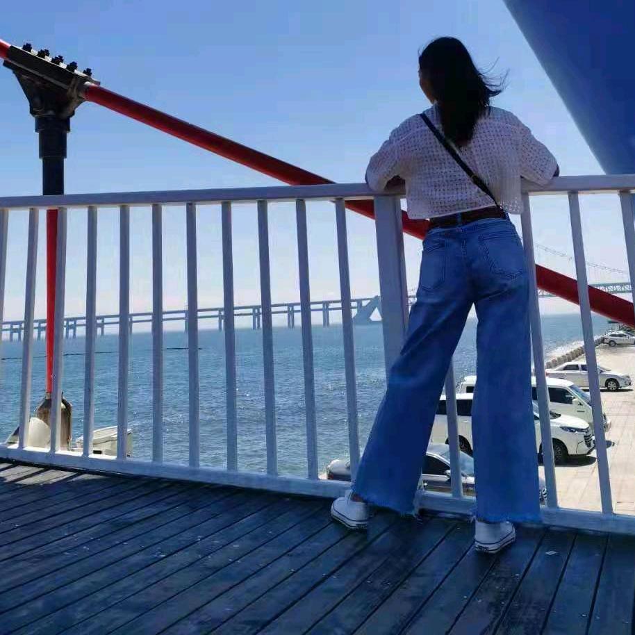 瑾色年华，谁许我一世荒芜