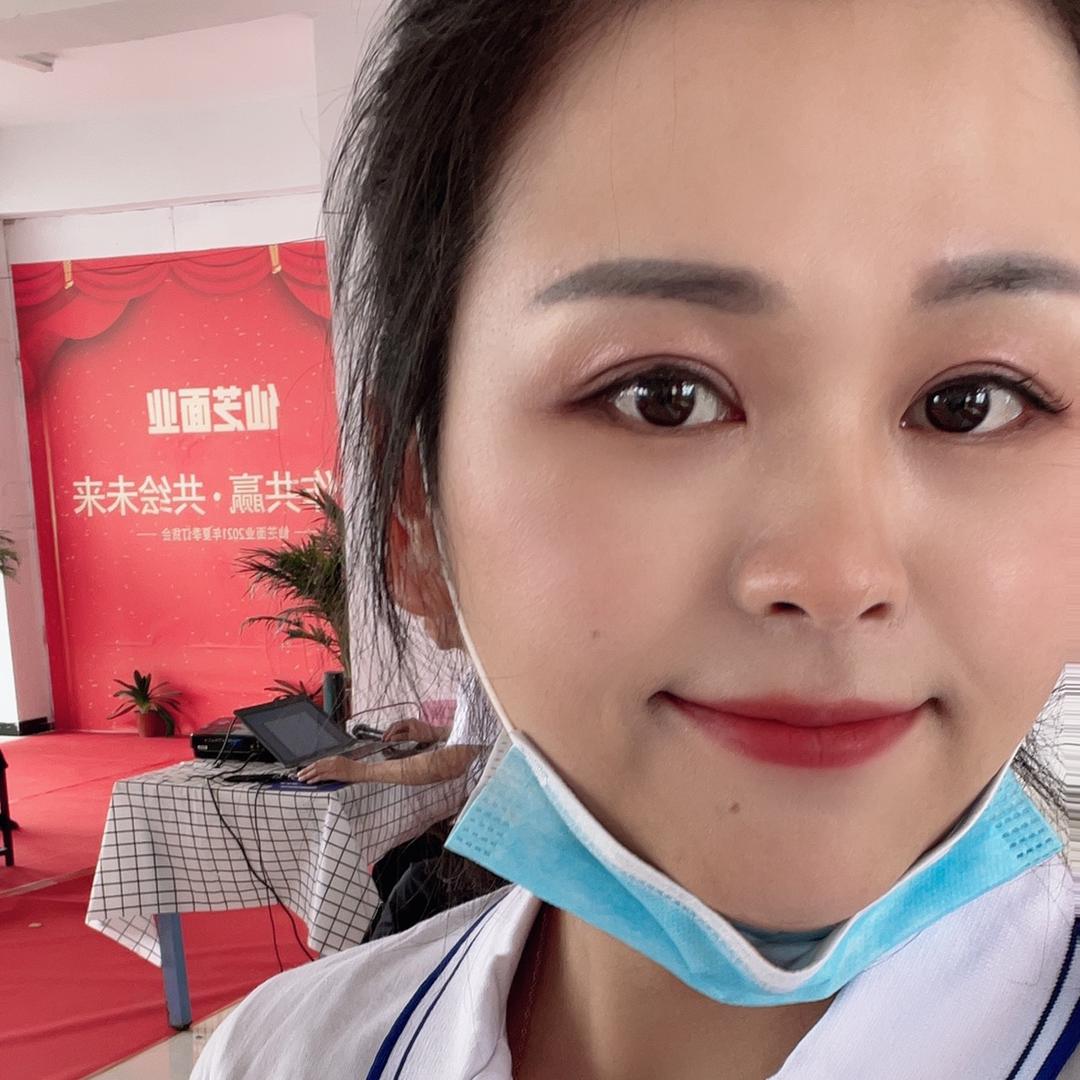默默直播