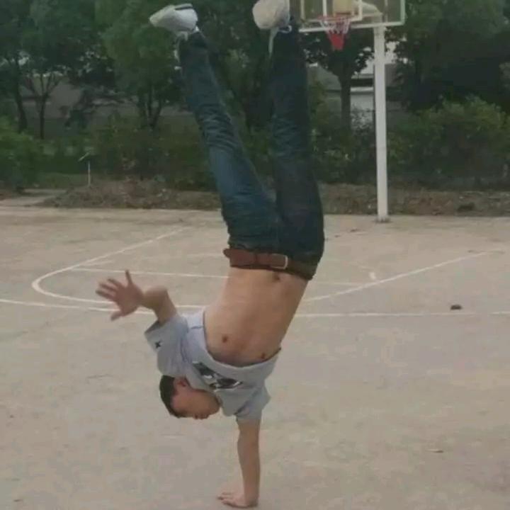 公子六