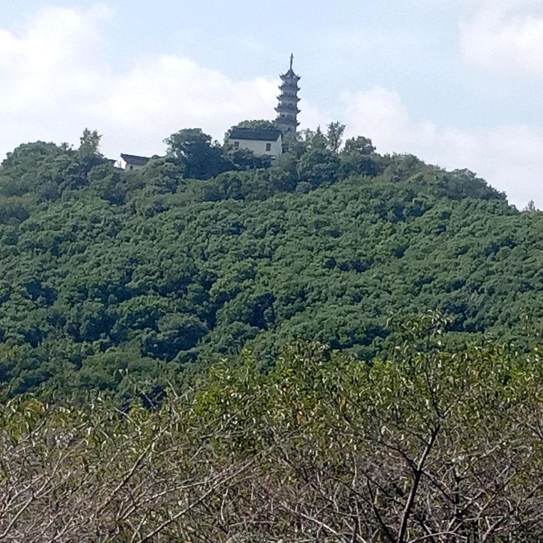 云朵飘飘