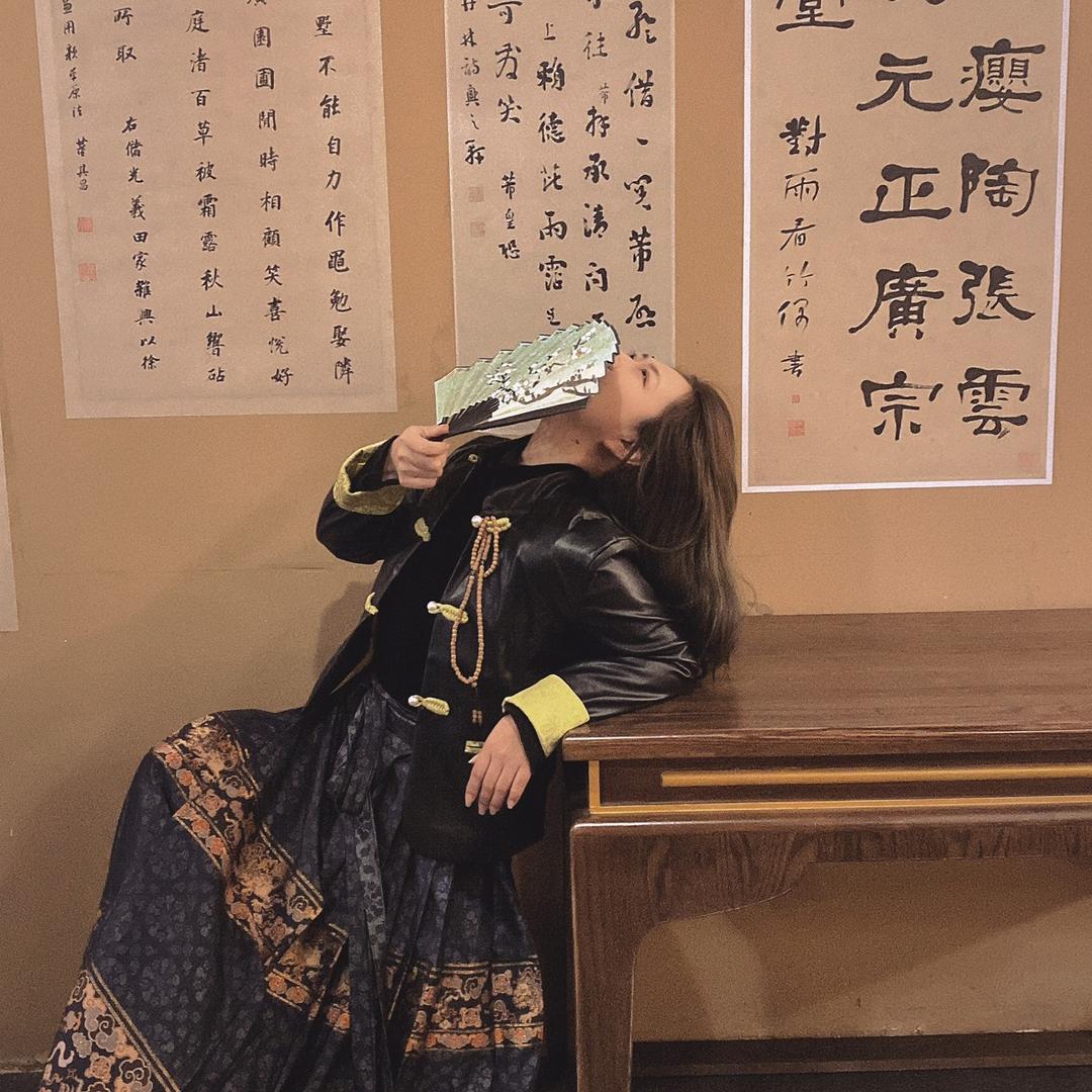 藝遇入画