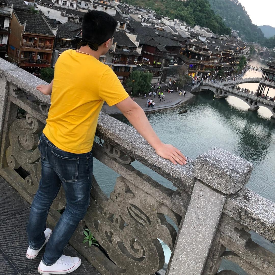 新兴县途乐二手车销售有限公司