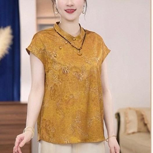 俏时光女装工厂店3