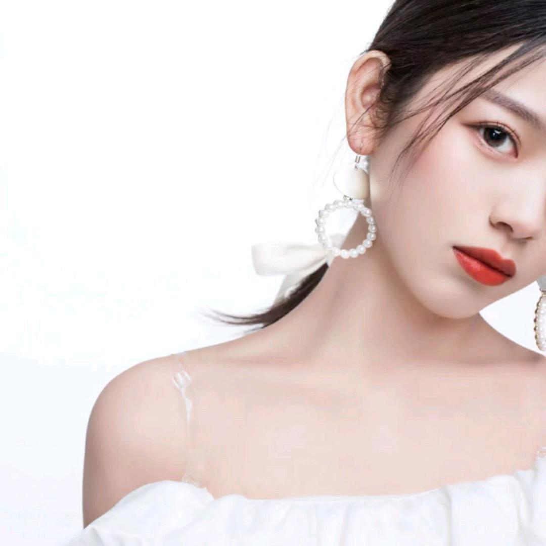 YJ有間·美舍化妆工作室