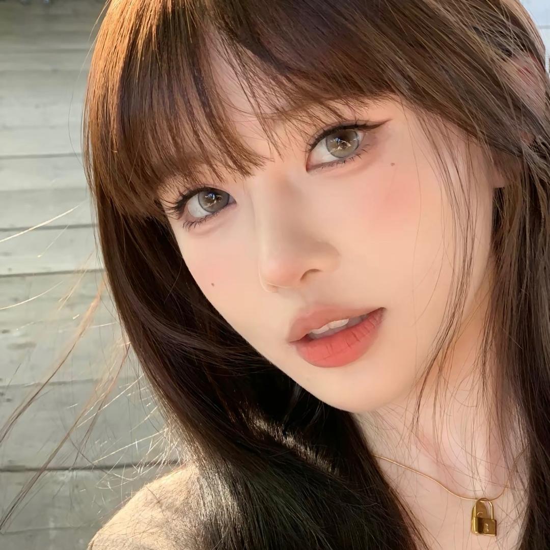 该死的美女