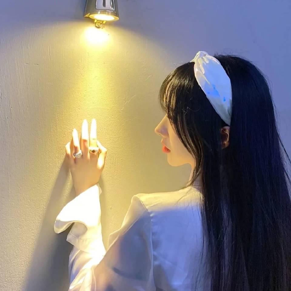 回眸.一笑百媚生