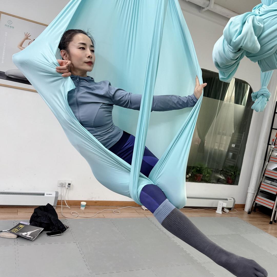 玛尼瑜伽莉莉老师
