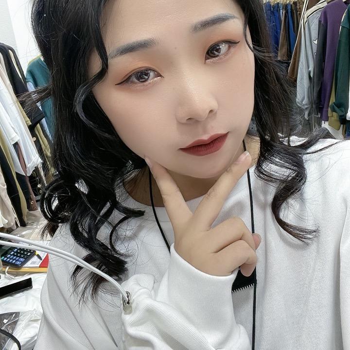 小杰家欧货潮流女装