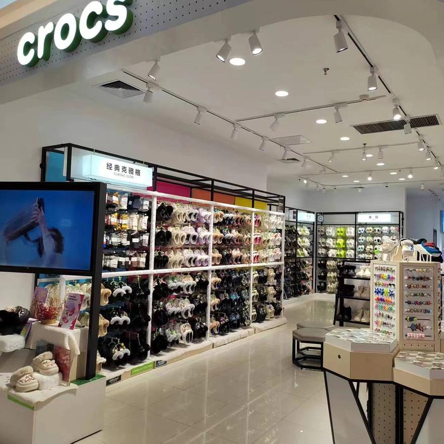 Crocs安阳丹尼斯卡骆驰专柜