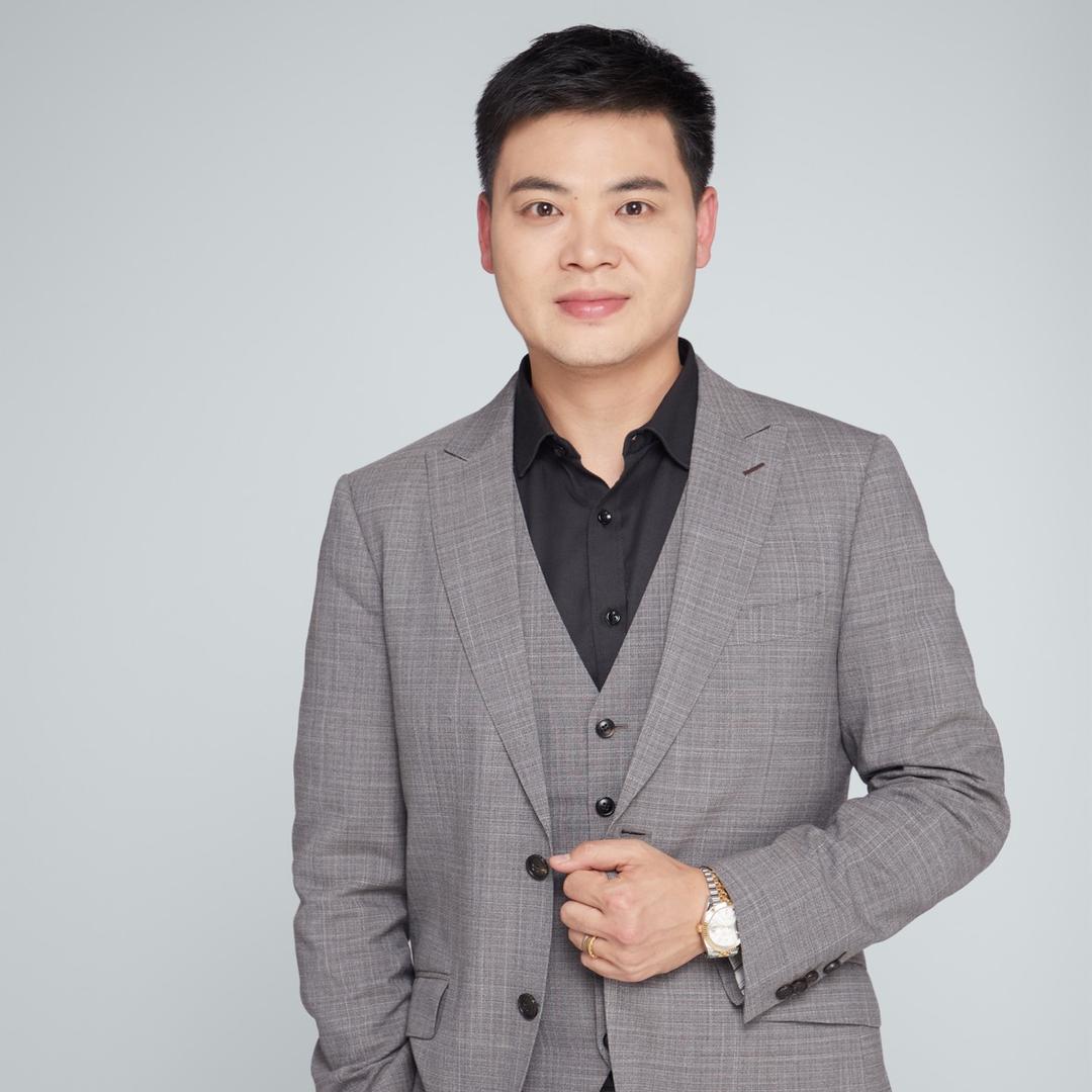 卖车的小春哥（三丰汽车店总）