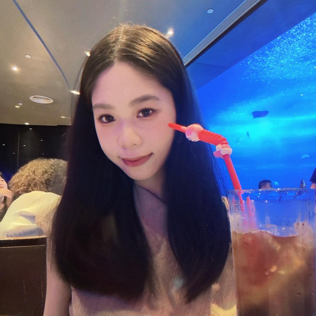 龙粤行平行进口豪车小琪