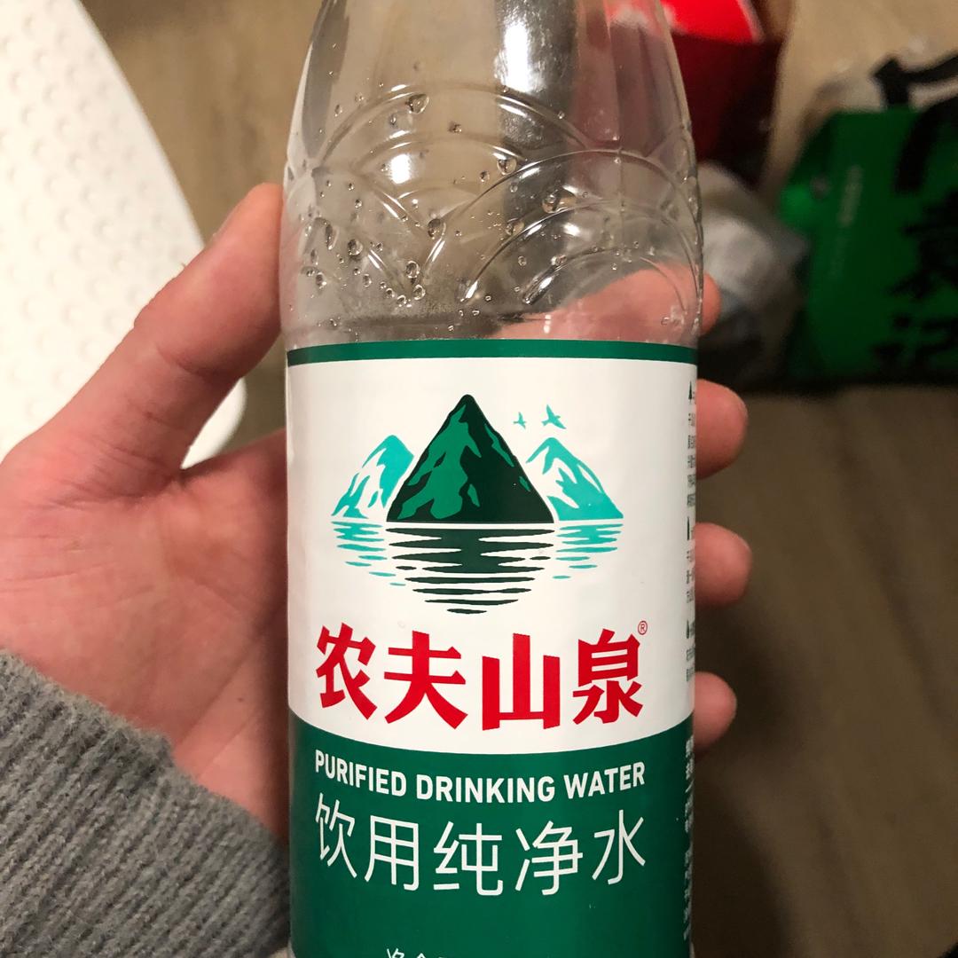 空的农夫山泉