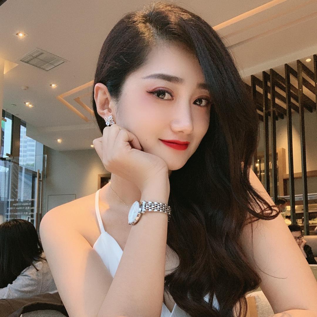 赵梦梵（舞蹈老师）