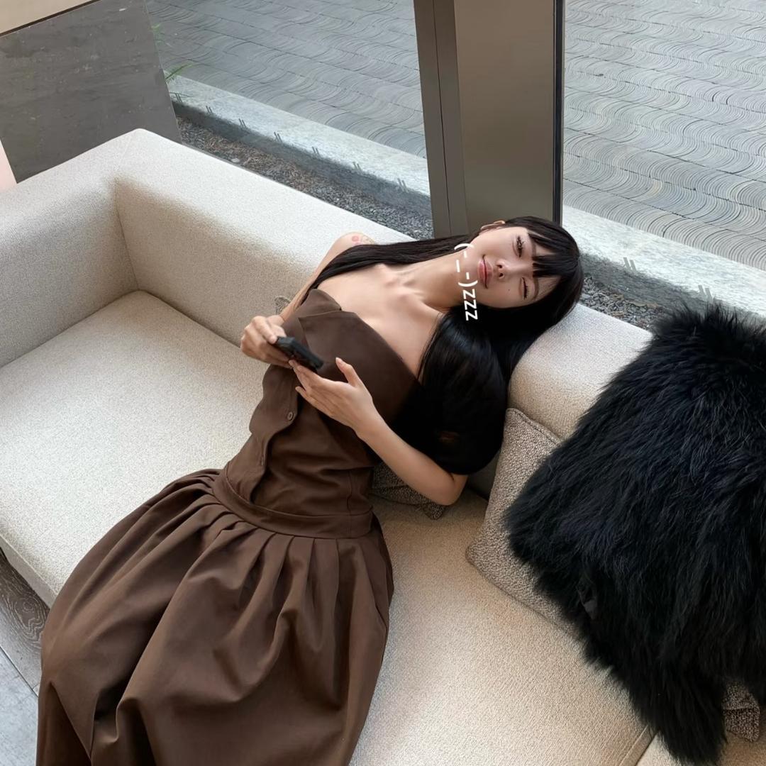 富含ฅ