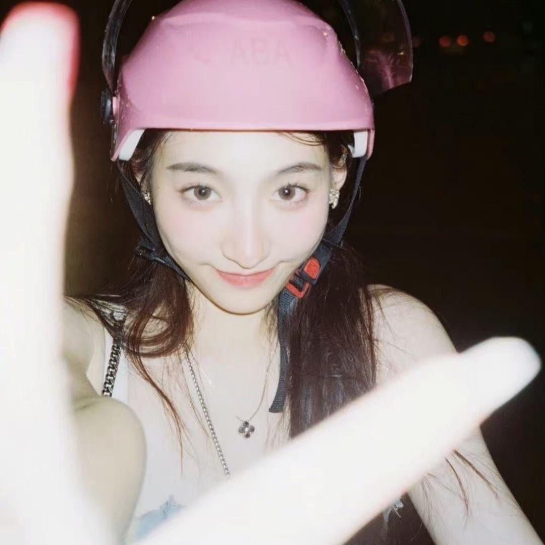 郑宇伯台球 小雨（二道店）