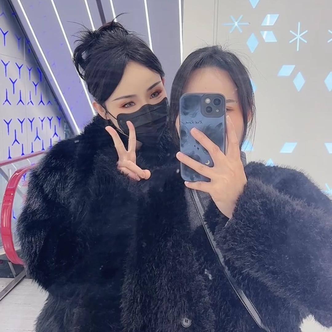 株洲服装批发市场（小语，小玲）