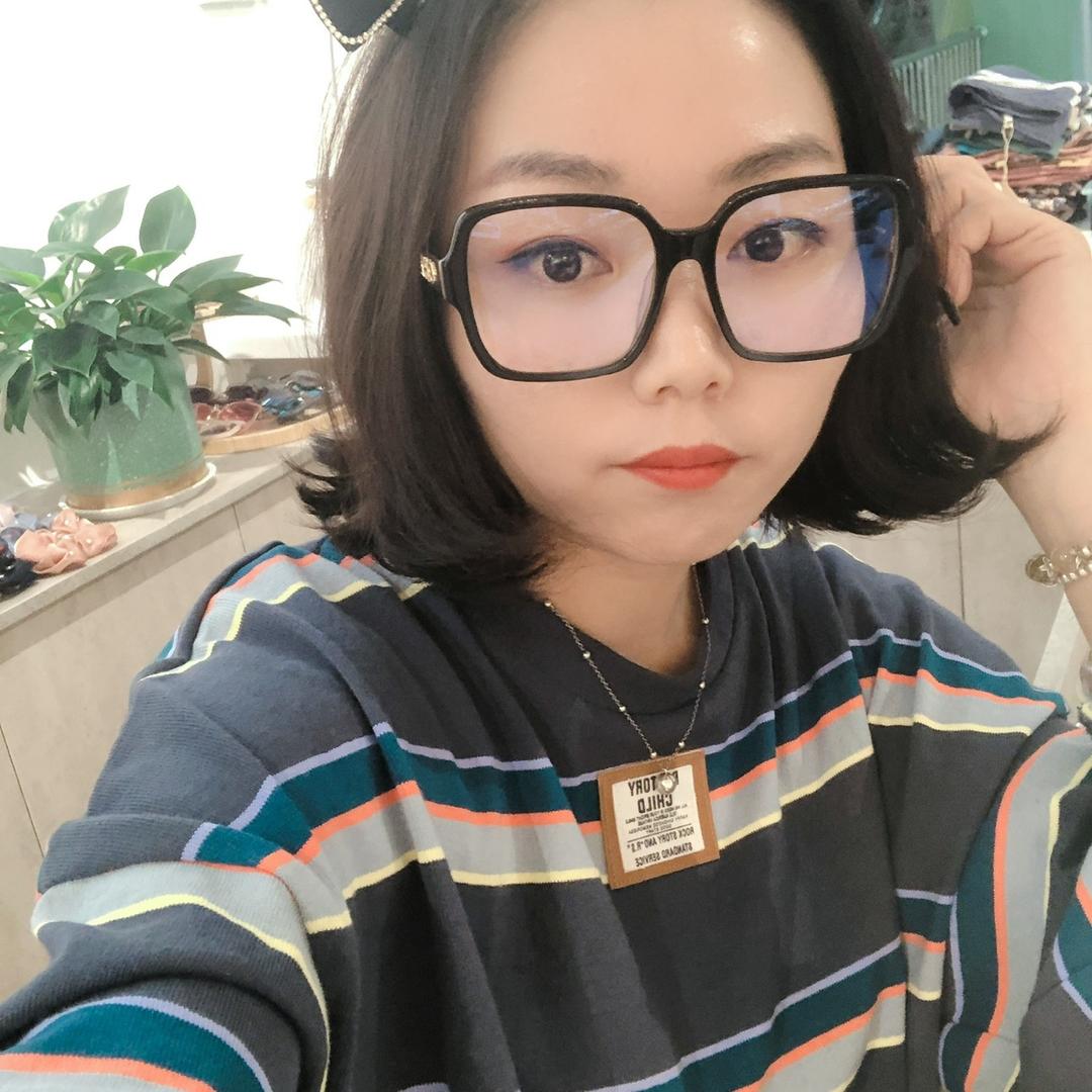 黑色公主韩饰馆(喜洋洋时代广场店)