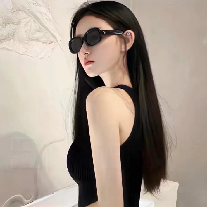 霍佳怡/-